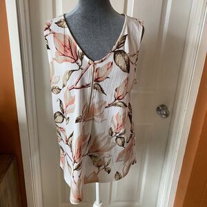 Lularoe Blouse Women’s Size Medium Floral V Neck Zip Stretch Sleeveless